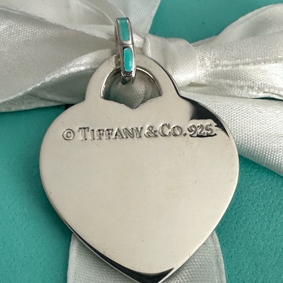 Tiffany & Co New Extra Large XL RTT Heart Charm Pendant SS  blue enamel link - Picture 8 of 13